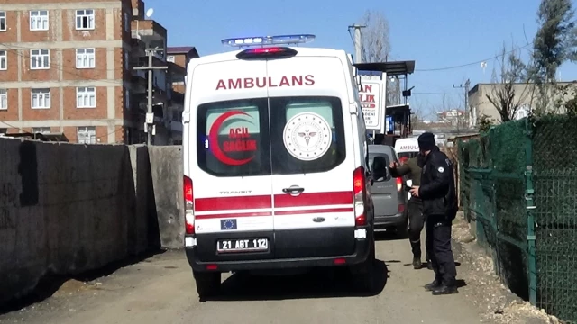 Son dakika haberleri: Diyarbakır'da silahlı bir grup iş yerini yaylım ateşine tuttu: 3 yaralı