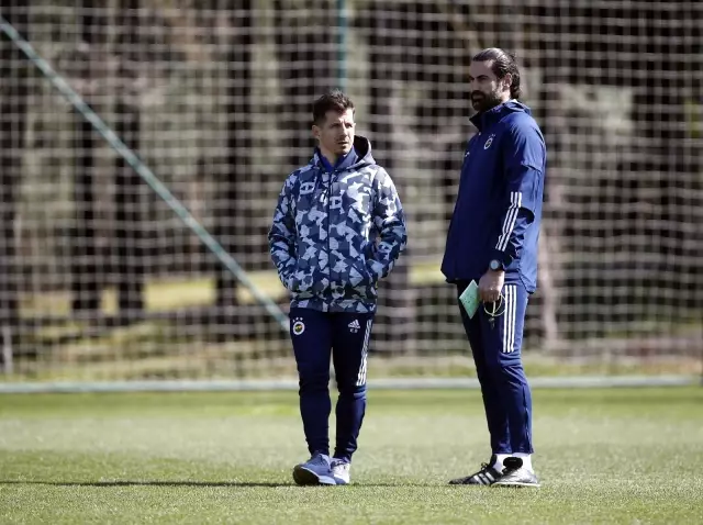 Fenerbahçe, Emre Belözoğlu yönetiminde çalışmalarını sürdürdü Fenerbahçe, Emre Belözoğlu yönetiminde çalışmalarını sürdürdü