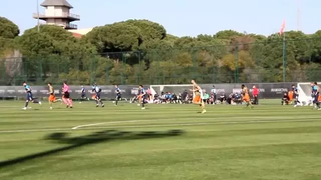 Futbol: Hazırlık Maçı - Medipol Başakşehir : 0 - Çaykur Rizespor: 1 Futbol: Hazırlık Maçı - Medipol Başakşehir : 0 - Çaykur Rizespor: 1