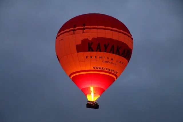 Kapadokya'da gökyüzü balonlarla buluştu Kapadokya'da gökyüzü balonlarla buluştu