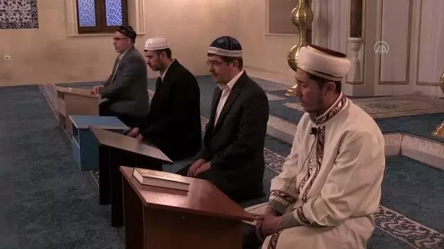 Kırgızistan'da Berat Kandili dualarla idrak edildi Kırgızistan'da Berat Kandili dualarla idrak edildi