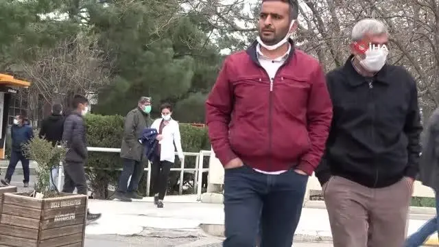 Korona virüs geçiren profesörde hafıza kaybı görüldü: Uzmanlar uzamış korona sendromuna karşı uyardı Korona virüs geçiren profesörde hafıza kaybı görüldü: Uzmanlar uzamış korona sendromuna karşı uyardı