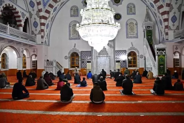Kulu'da Berat Kandili dualarla idrak edildi Kulu'da Berat Kandili dualarla idrak edildi