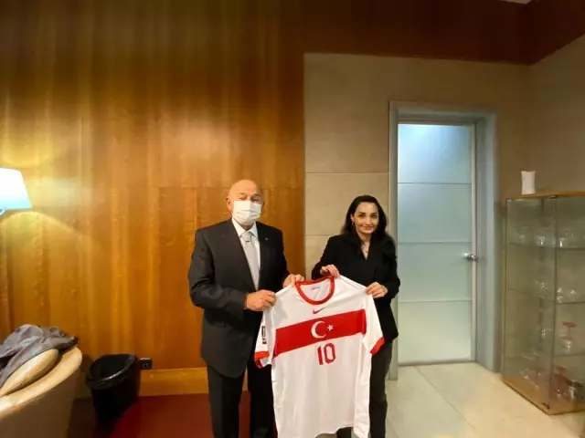 Özdemir'den Büyükelçi Erginay'a teşekkür