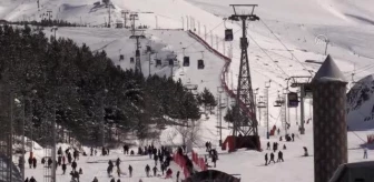 Palandöken Kayak Merkezi, ilkbaharda da kayakseverleri ağırlıyor