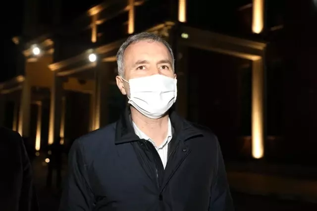 Süt ikramı geleneği Berat Kandilinde de sürdü Süt ikramı geleneği Berat Kandilinde de sürdü