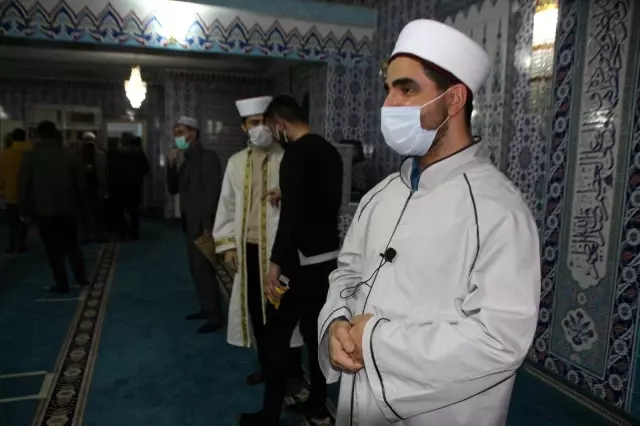 Varto'da Berat Kandili programına yoğun ilgi Varto'da Berat Kandili programına yoğun ilgi