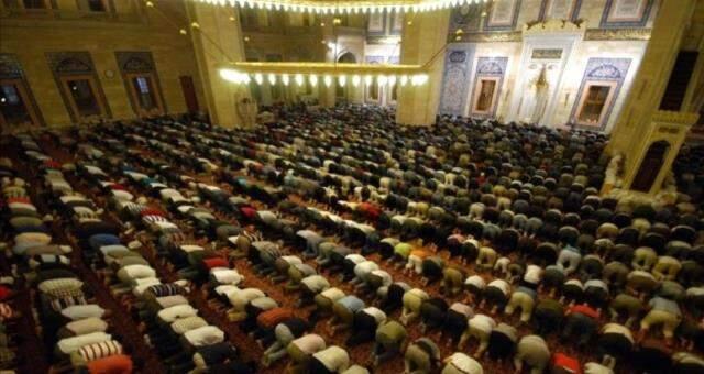 2021 Ramazan Ayında camilerde teravih namazı kılınacak mı? Camilerde teravih namazı olacak mı? Hatimle teravih var mı? 2021 Ramazan Ayında camilerde teravih namazı kılınacak mı? Camilerde teravih namazı olacak mı? Hatimle teravih var mı?