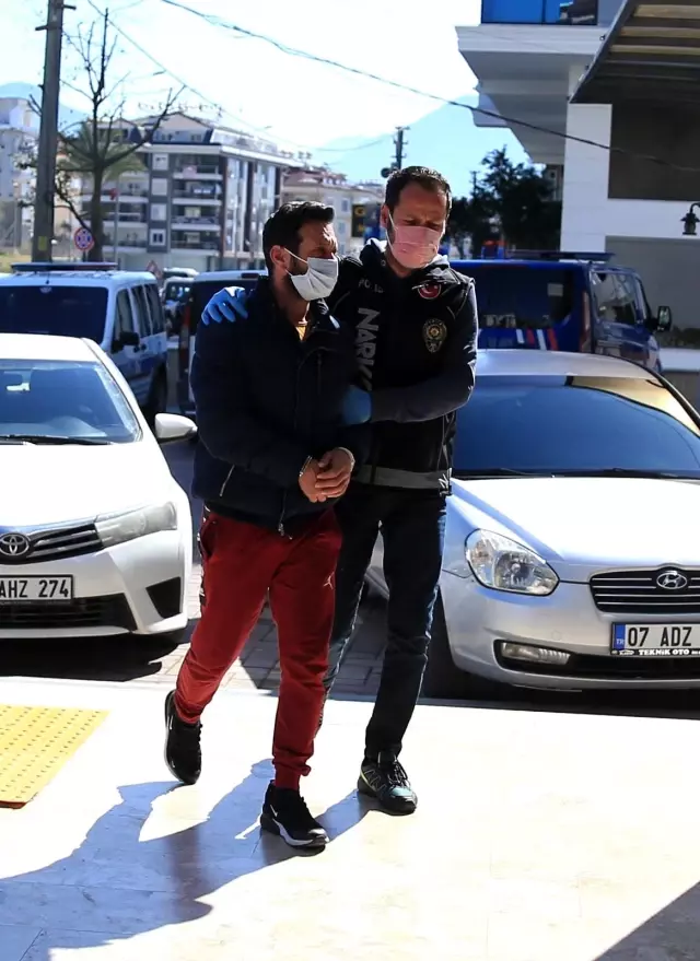 Alanya'da uyuşturucu operasyonu Alanya'da uyuşturucu operasyonu