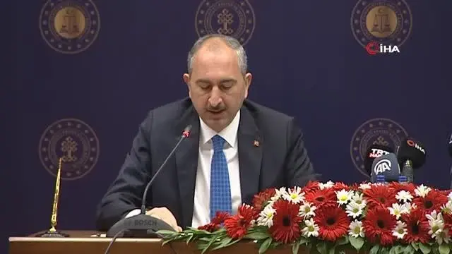 Bakanlardan cezaevlerine gönderilmesi için kitap kampanyası çağrısı Bakanlardan cezaevlerine gönderilmesi için kitap kampanyası çağrısı
