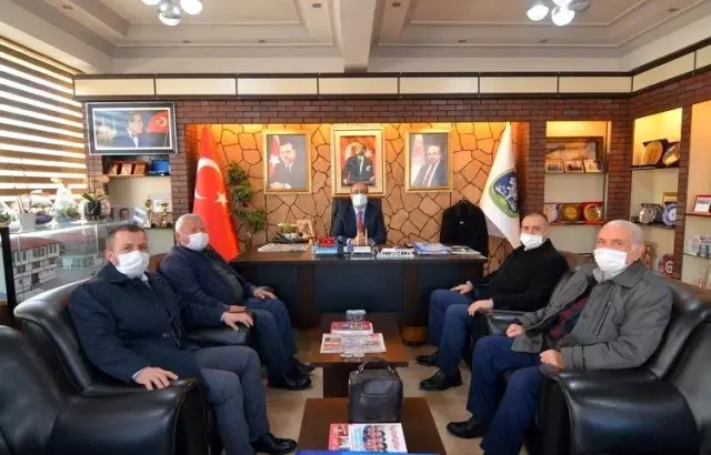 Başkan Çöl İSTAFDER yeni hizmet binasının projesini inceledi Başkan Çöl İSTAFDER yeni hizmet binasının projesini inceledi