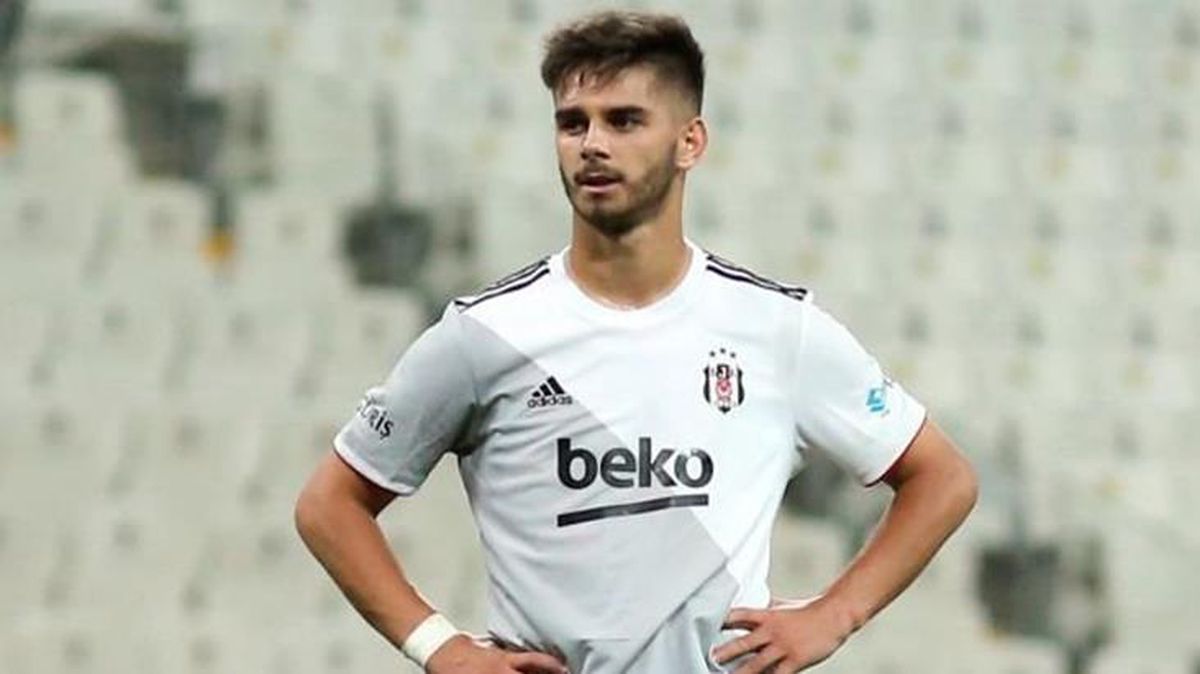 Beşiktaş'ta Ajdin Hasic milli maçta sakatlanarak sedyeyle sahayı terk etti