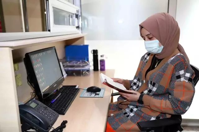 Farkındalık için 15 dakika kitap okudular