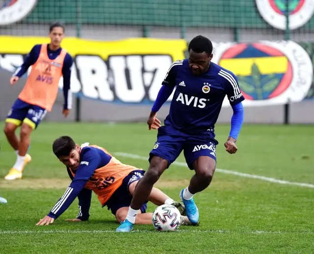 Fenerbahçe'de Denizlispor maçı hazırlıkları sürdü Fenerbahçe'de Denizlispor maçı hazırlıkları sürdü