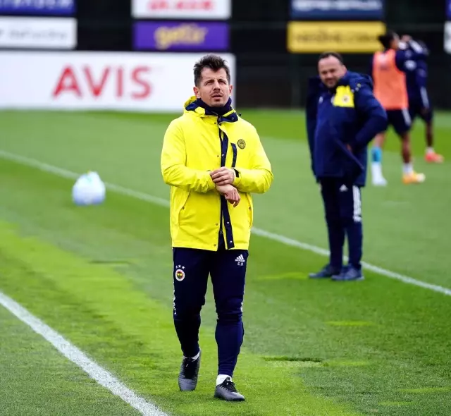 Fenerbahçe'de Denizlispor maçı hazırlıkları sürdü Fenerbahçe'de Denizlispor maçı hazırlıkları sürdü