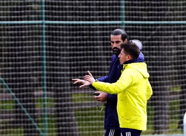 Fenerbahçe'de Denizlispor maçı hazırlıkları sürdü Fenerbahçe'de Denizlispor maçı hazırlıkları sürdü