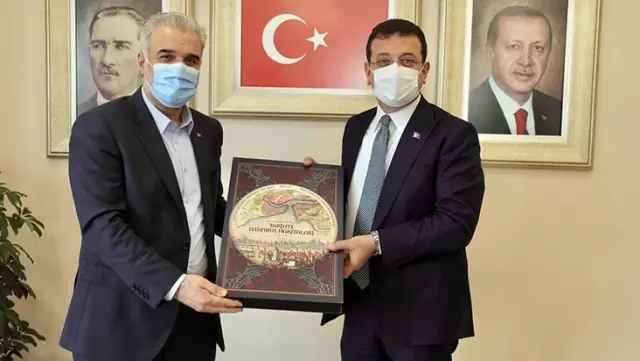 İBB Başkanı İmamoğlu'ndan AK Parti İstanbul İl Başkanı Kabaktepe'ye ziyaret İBB Başkanı İmamoğlu'ndan AK Parti İstanbul İl Başkanı Kabaktepe'ye ziyaret