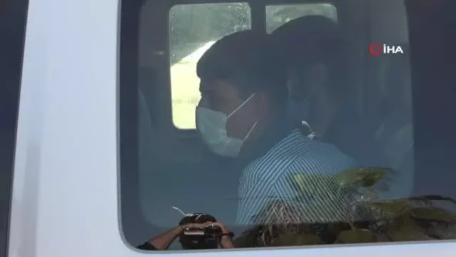 İncirlik'te havaya ateş eden çocuklar paniğe neden oldu İncirlik'te havaya ateş eden çocuklar paniğe neden oldu