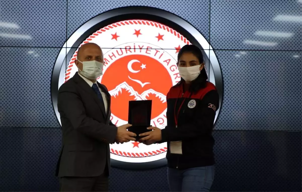 Son dakika haber... Kars'tan Ağrı'ya "Biz Anadolu'yuz" Projesi 1 kars tan agri ya biz anadolu yuz projesi 14027615 amp