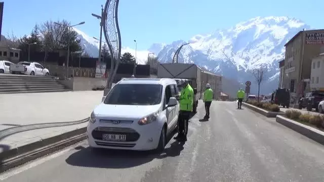 Kovid-19 denetimleri devam ediyor Kovid-19 denetimleri devam ediyor