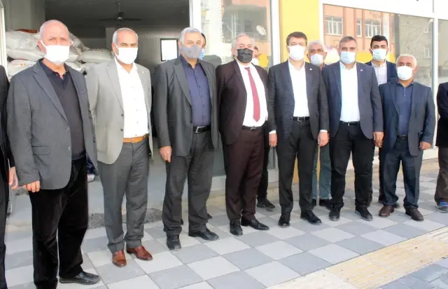 Milletvekili Tutdere, esnafın derdini dinledi