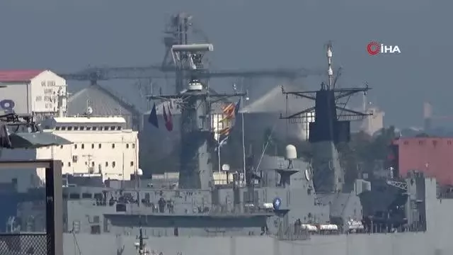 - NATO'nun Samsun çıkarması: 3 savaş gemisi limana demirledi- Samsun'da askeri hareketlilik - NATO'nun Samsun çıkarması: 3 savaş gemisi limana demirledi- Samsun'da askeri hareketlilik