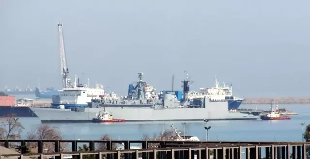 Son dakika haberi: NATO'nun Samsun çıkarması: 3 savaş gemisi limana demirledi Son dakika haberi: NATO'nun Samsun çıkarması: 3 savaş gemisi limana demirledi