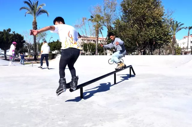 Skate Park'a gençlerden yoğun ilgi