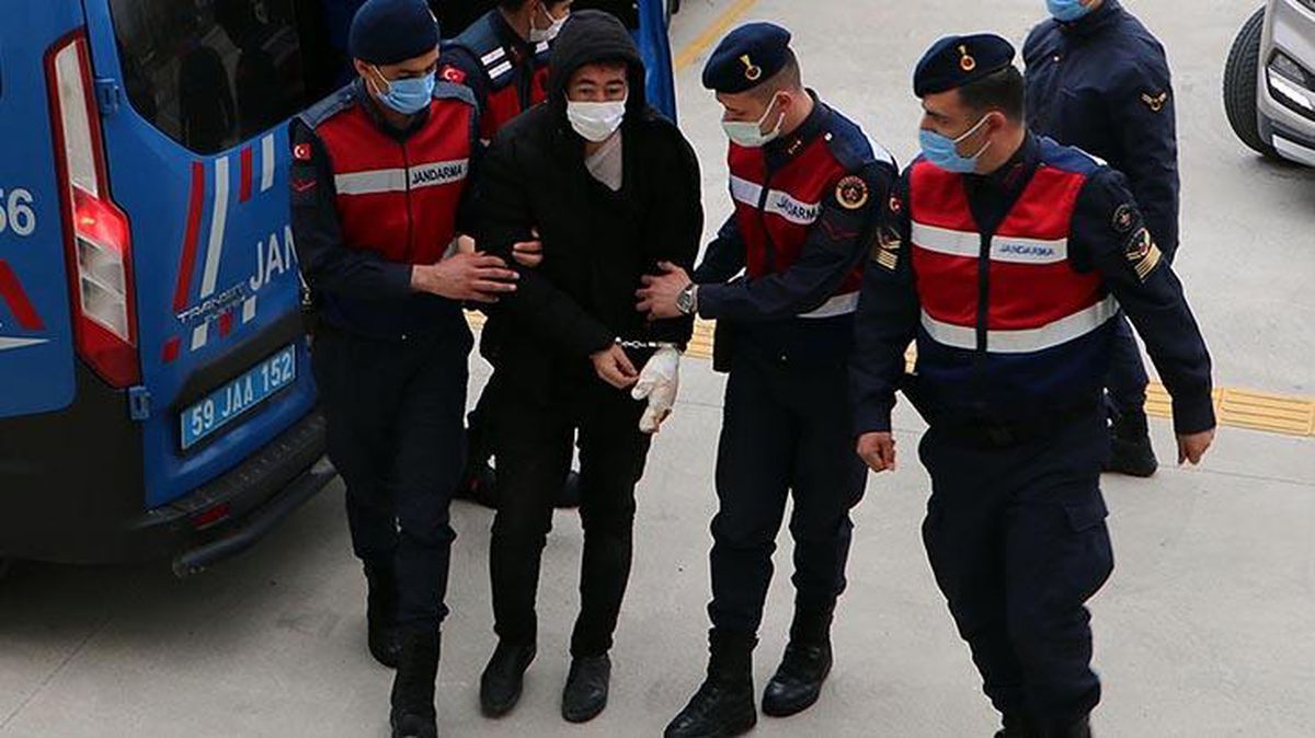 Tartıştığı eşinin üzerine benzin döküp yakan koca en bilindik bahanenin arkasına sığındı