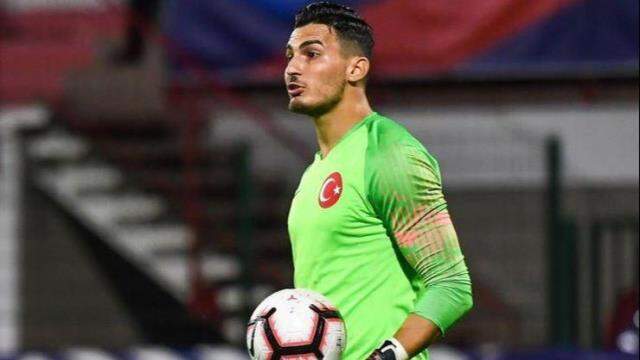 Trabzonspor, Uğurcan Çakır'ın taliplerine 30 milyon euro fiyat biçti