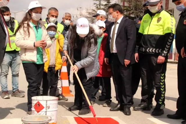Afyonkarahisar'da 'kırmızı çizgiyi' vali çizdi Afyonkarahisar'da 'kırmızı çizgiyi' vali çizdi