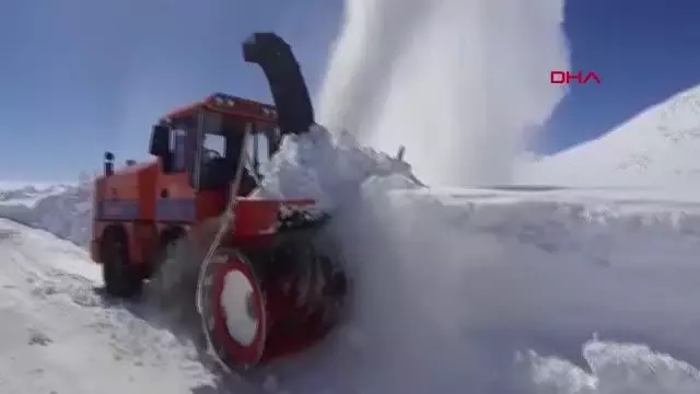 10 gündür kardan kapalı Ağrı- Kağızman- Kars yolu ulaşıma açıldı 10 gündür kardan kapalı Ağrı- Kağızman- Kars yolu ulaşıma açıldı