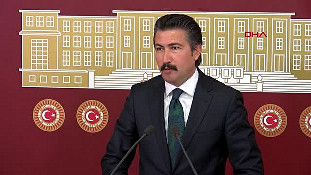 ANKARA AK Parti'li Özkan, TBMM'de basın toplantısı düzenledi