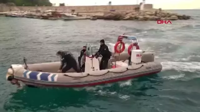 ANTALYA Falezlerde deniz manzarası izlerken 30 metreden düştü ANTALYA Falezlerde deniz manzarası izlerken 30 metreden düştü