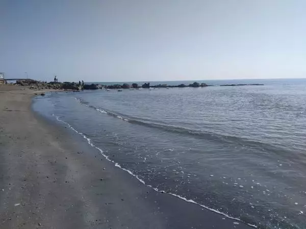 ADANA Doğal kirliliğin yaşandığı Karataş sahili temizlendi; Akyatan Lagünü açıldı ADANA Doğal kirliliğin yaşandığı Karataş sahili temizlendi; Akyatan Lagünü açıldı