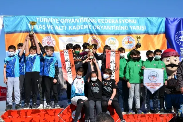 Dostum Oryantiring Takımı başarıdan başarıya koşuyor Dostum Oryantiring Takımı başarıdan başarıya koşuyor