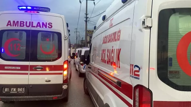 Bahçede alkol alınmasını istemedi, 2 kişiye sopayla saldırdı