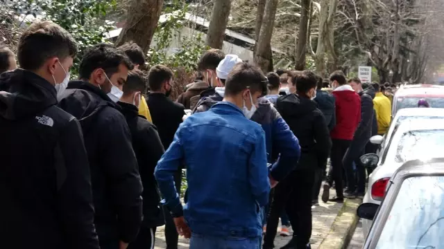 ERDEMİR başvuruları bizzat alınca pandemi tedbirleri hiçe sayıldı