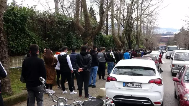 ERDEMİR başvuruları bizzat alınca pandemi tedbirleri hiçe sayıldı