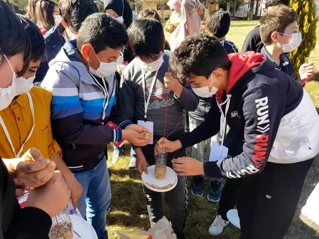 Erzincanlı gençler, Elazığ'ı gezdi Erzincanlı gençler, Elazığ'ı gezdi
