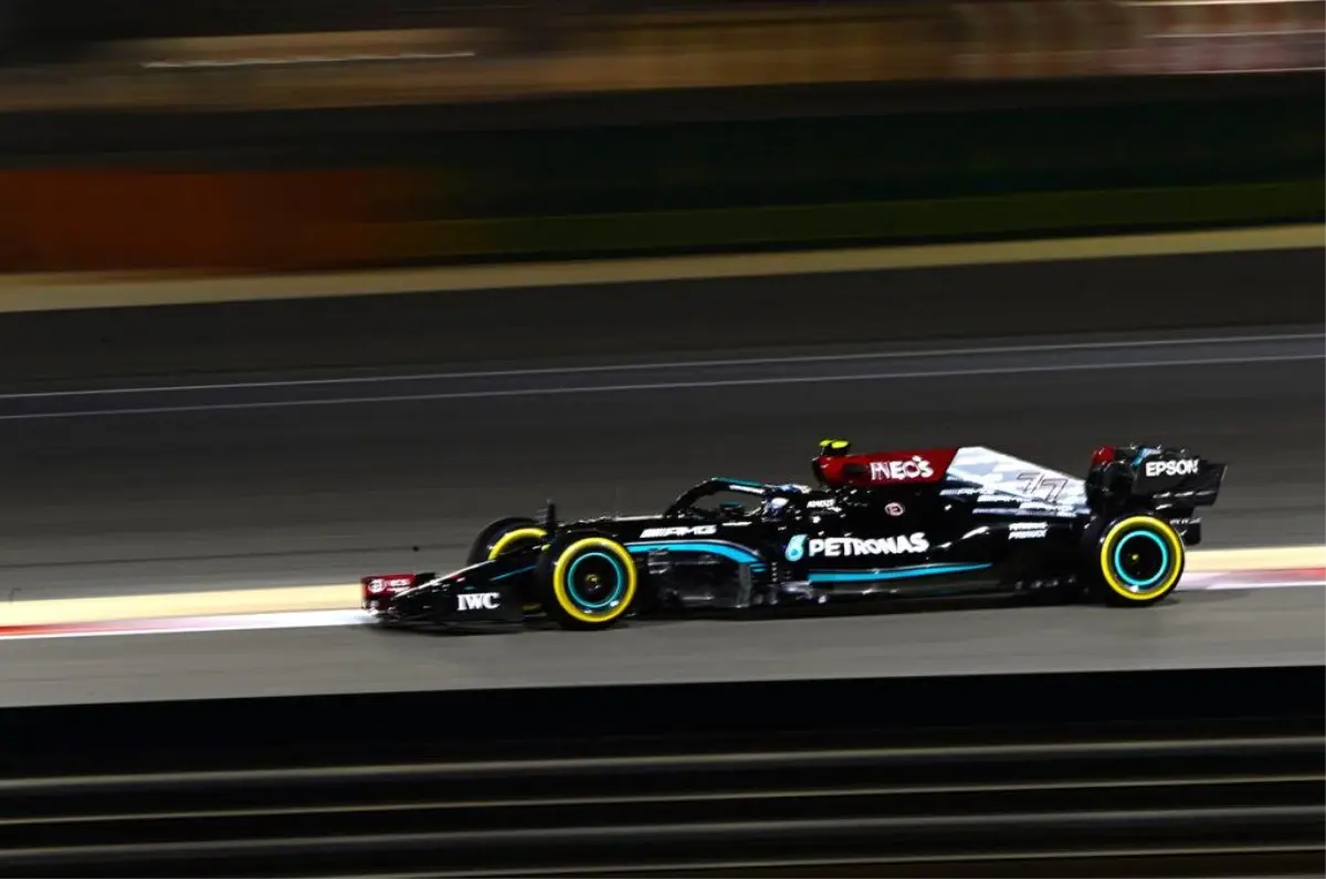 F1'de yeni sezon Hamilton'ın zaferi ile başladı