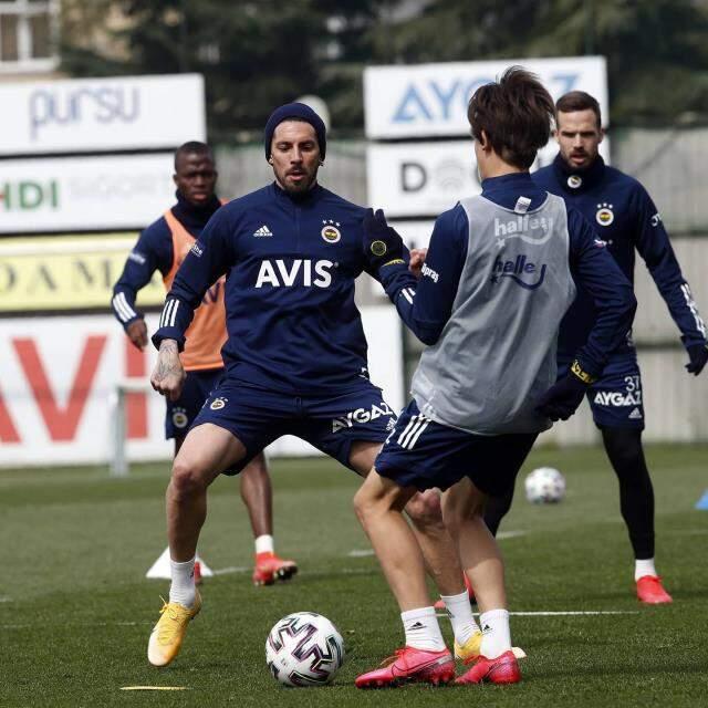 16 Year Old Arda Guler Started Training With A Team In Fenerbahce Mbsoccerevents