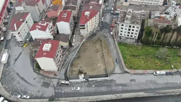 Havadan fotoğraflarla//Esenyurt'ta yol şaşkınlığı... Havadan fotoğraflarla//Esenyurt'ta yol şaşkınlığı...