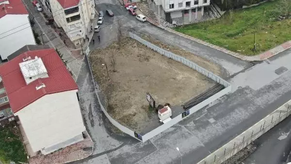 Havadan fotoğraflarla//Esenyurt'ta yol şaşkınlığı... Havadan fotoğraflarla//Esenyurt'ta yol şaşkınlığı...