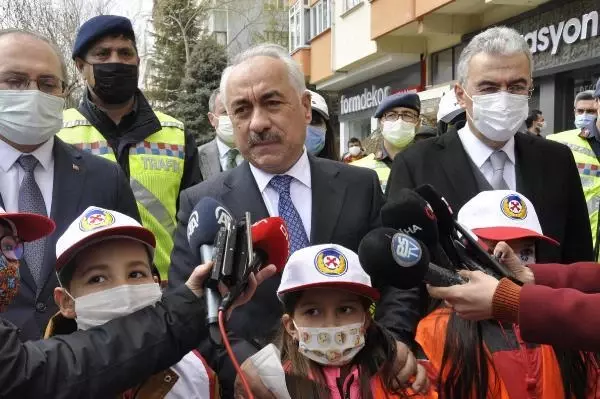 Son dakika: ESKİŞEHİR İçişleri Bakan Yardımcısı Ersoy Yaya ölümleri 1 yılda yüzde 22 oranında azaldı Son dakika: ESKİŞEHİR İçişleri Bakan Yardımcısı Ersoy Yaya ölümleri 1 yılda yüzde 22 oranında azaldı