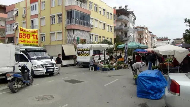 İnsanlar evde kalınca mezarcılar vatandaşın ayağına geldi İnsanlar evde kalınca mezarcılar vatandaşın ayağına geldi