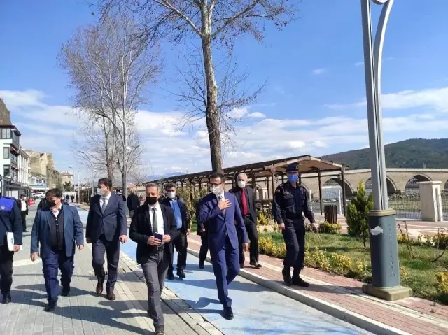 Kaymakam Akpay, salgınla mücadeleye destek istedi Kaymakam Akpay, salgınla mücadeleye destek istedi