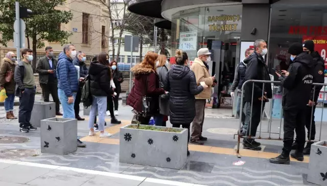 Son dakika haberi! Koronanın zirve yaptığı Samsun'a 209 'hazır kuvvet polisi' takviyesi Son dakika haberi! Koronanın zirve yaptığı Samsun'a 209 'hazır kuvvet polisi' takviyesi
