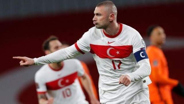 Letonya maçı öncesi Burak Yılmaz'dan kötü haber Letonya maçı öncesi Burak Yılmaz'dan kötü haber