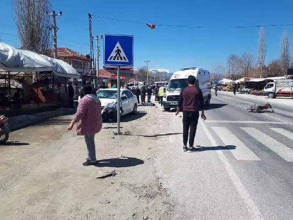 Muğla'da otomobille çarpışan motosiklet sürücüsü öldü Muğla'da otomobille çarpışan motosiklet sürücüsü öldü